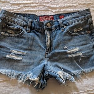 Frayed Jean shorts